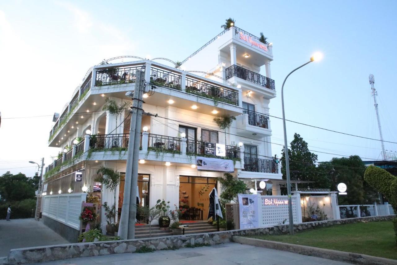 Bich Ngoan Hotel Trà Vinh Esterno foto