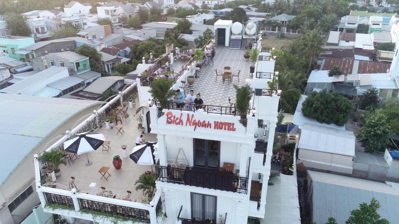 Bich Ngoan Hotel Trà Vinh Esterno foto