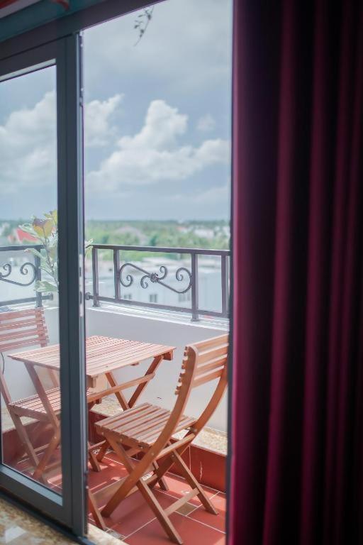 Bich Ngoan Hotel Trà Vinh Esterno foto